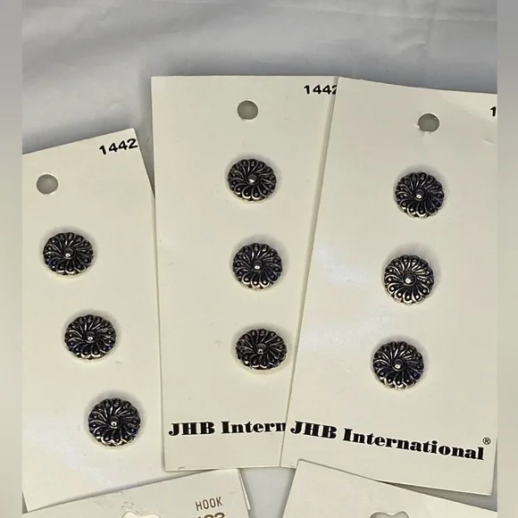 JHB International La Mode Buttons - NWT - Picture 3 of 7